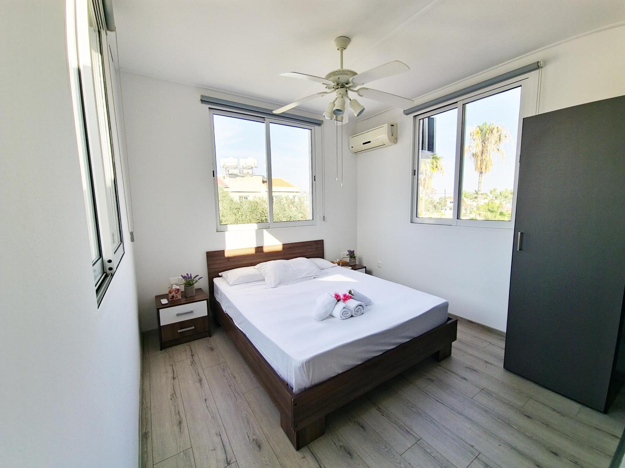 Oroklini Star 200Metres From The Sandy Beach Larnaca Exteriör bild